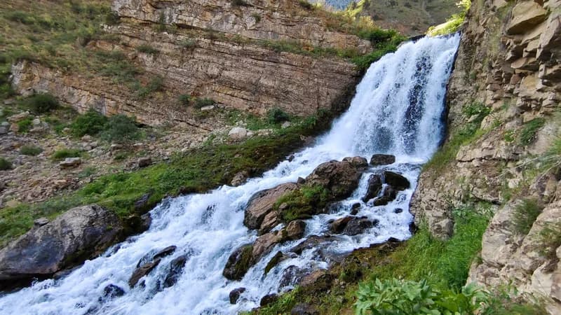Ispay Waterfall and Cave - 3