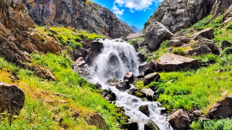 Lake and Waterfall Badak - 4