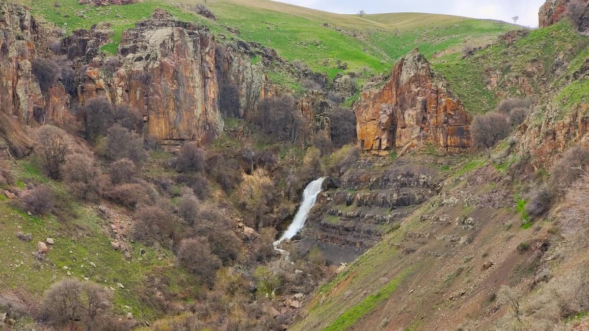 Along the Azadbash Waterfalls