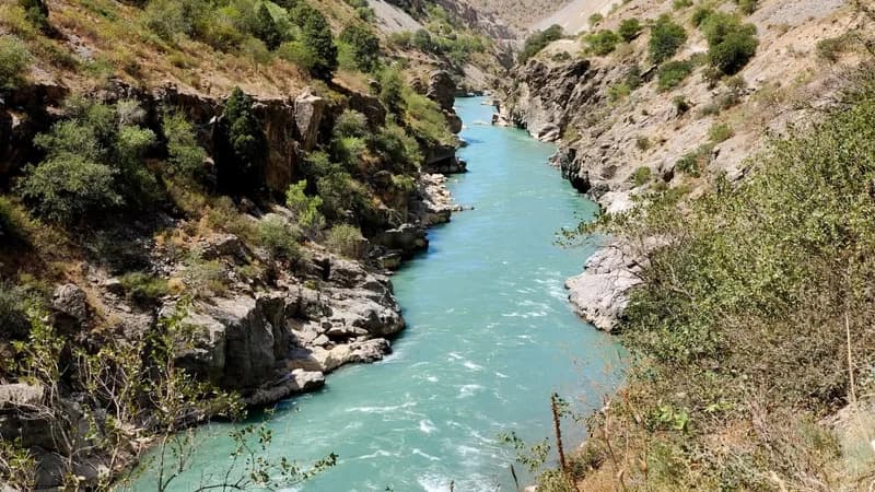 Chukurak (27 m.) (Fata Nevesta) - 3