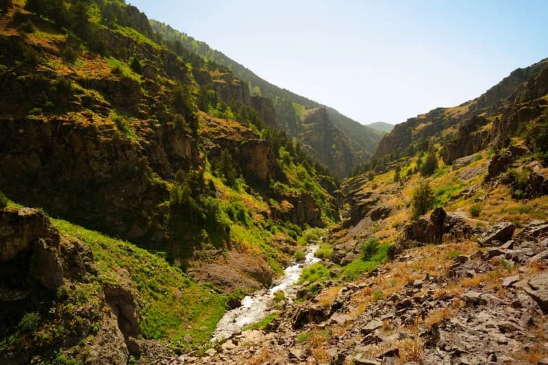 Lashkarak waterfall (25m) - 6