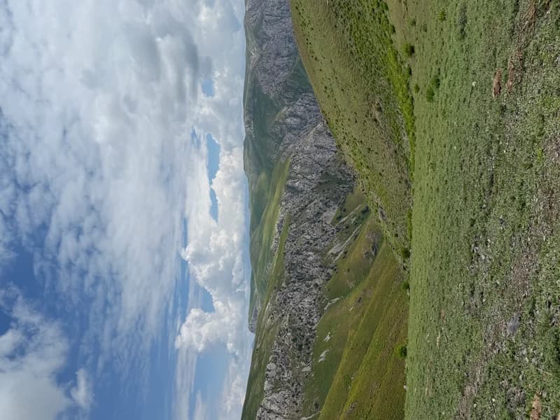 Plateau Pulatxan (2823 m.) + Peak Karangur (2942 m.) - 5